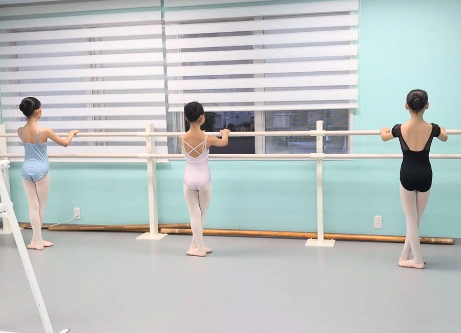 久富淑子バレエ研究所｜札幌・小樽のバレエ教室